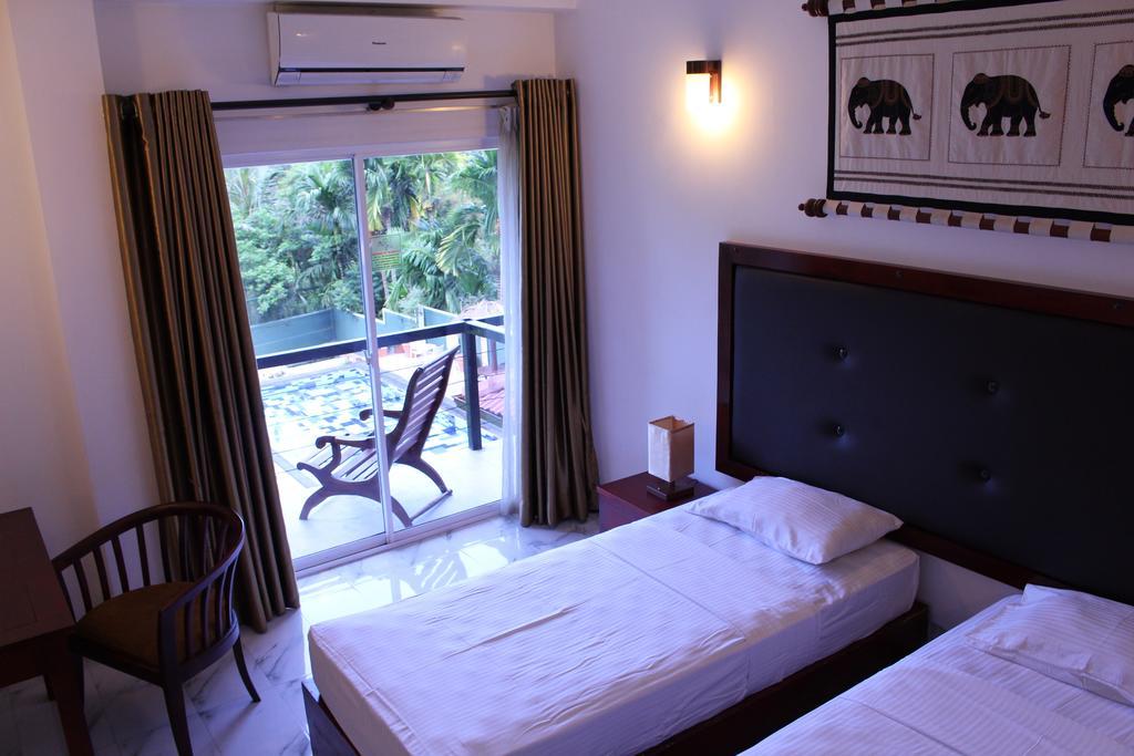 Kandyan Hotel ภายนอก รูปภาพ